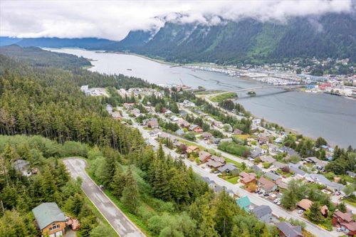 3012 Goodwin Rd, Juneau, AK, 99801-1990 | Card Image