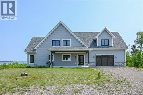 77 Rue De L'Outarde, Pointe-Des-Robichaud, NB, E1X4G7 | Card Image