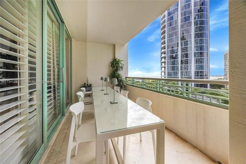 apt-704-3400 Sw 27th Ave, Miami, FL, 33133-5311 | Card Image
