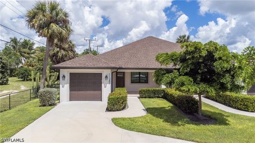53-11251 Dean St, BONITA SPRINGS, FL, 34135-5712 | Card Image