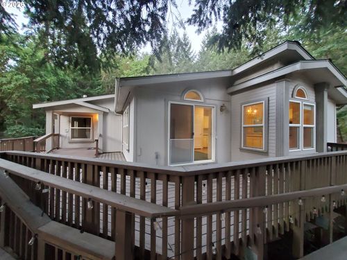862 Autumn Ln, Glendale, OR, 97442 | Card Image