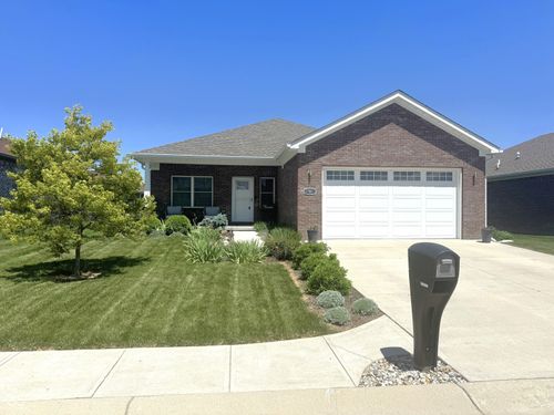 9 Silver Leaf Dr, Crawfordsville, IN, 47933-5900 | Card Image