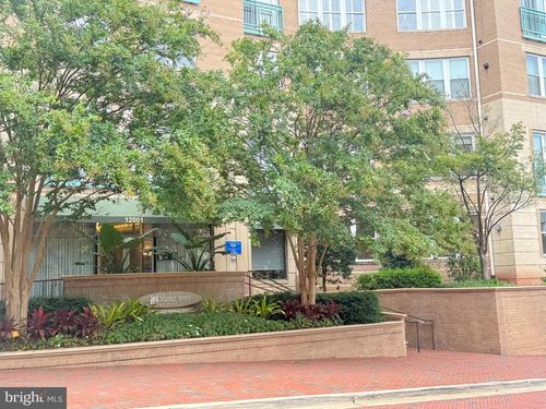 159-12001 Market St, RESTON, VA, 20190-6212 | Card Image