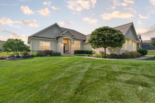 W129S8726 Boxhorn Reserve Dr, Muskego, WI, 53150-4522 | Card Image
