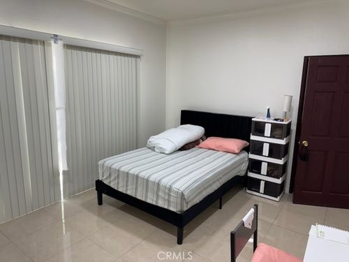 apt-16-2230 E Ocean Blvd, Long Beach, CA, 90803-2448 | Card Image