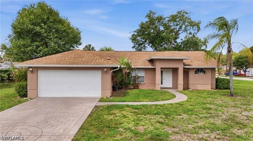 4061 Vine Ln, NAPLES, FL, 34112-2937 | Card Image