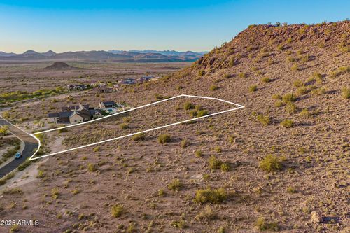 18-8962 W Roberta Ln, Peoria, AZ, 85383-4656 | Card Image