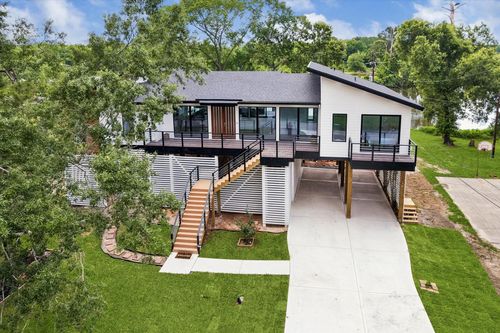407 Brook Hollow Dr, Conroe, TX, 77385-9104 | Card Image