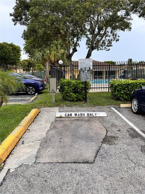 5-15669 Sw 73rd Circle Ter, Miami, FL, 33193-1810 | Card Image