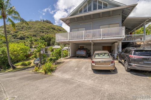 2511 Makaulii Pl, Honolulu, HI, 96816-3443 | Card Image