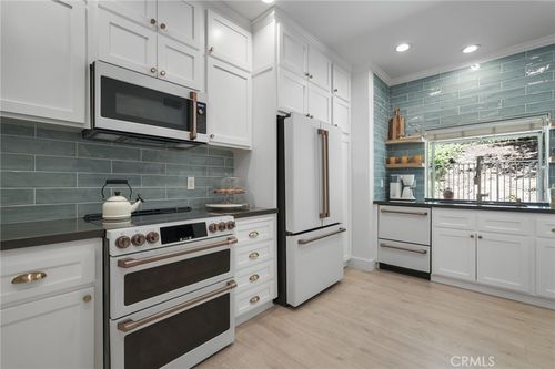 unit-g-5473 Spanish Oak Ln, Oak Park, CA, 91377-3740 | Card Image