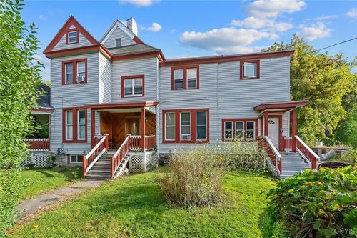 121 Kellogg St, Syracuse, NY, 13204-3621 | Card Image