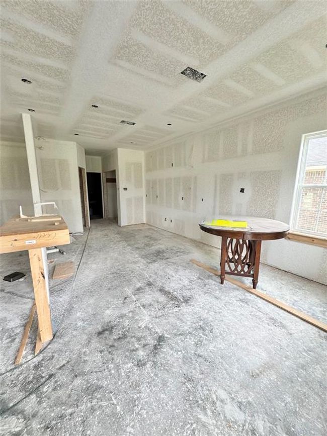 Kitchen area | Image 4