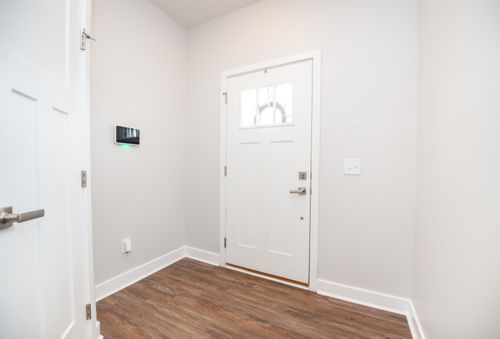 521 Preakness Run, Spartanburg, SC, 29301-2667 | Card Image