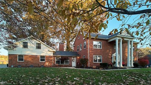 100 Maple Shade Dr, Marietta, OH, 45750-1157 | Card Image