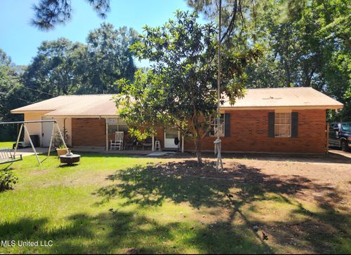 118 Quail St, Poplarville, MS, 39470-4207 | Card Image