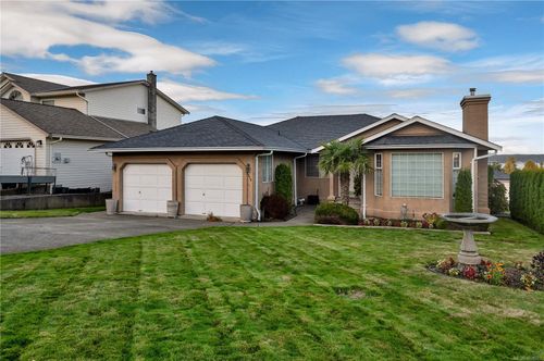 756 Bowen Dr, Campbell River, BC, V9H1S2 | Card Image