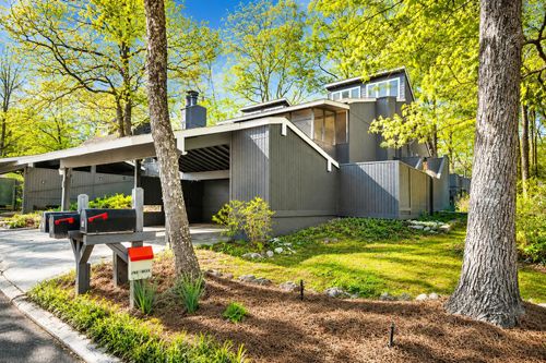 1-1104 N Parkway, Jackson, TN, 38305-5010 | Card Image
