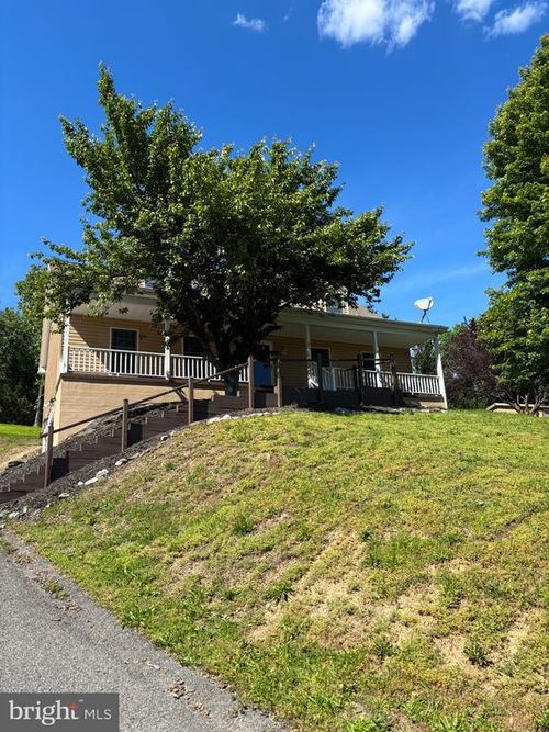 262 Windover Dr, Fort Ashby, WV, 26719-6863 | Card Image