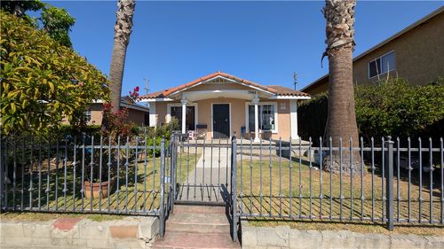 7944 Comstock Ave, Whittier, CA, 90601 | Card Image