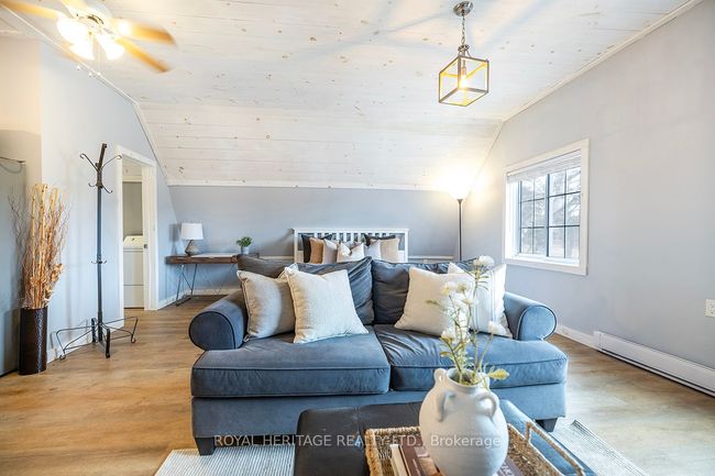 5119 Halstead Beach Rd, House other with 2 bedrooms, 3 bathrooms and 6 parking in Hamilton Township ON | Image 36