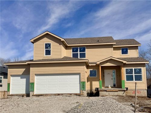 20727 Emerald St, Spring Hill, KS, 66083-7710 | Card Image