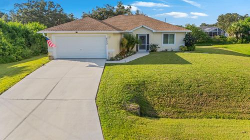 8232 Wawana Rd, NORTH PORT, FL, 34287-3658 | Card Image