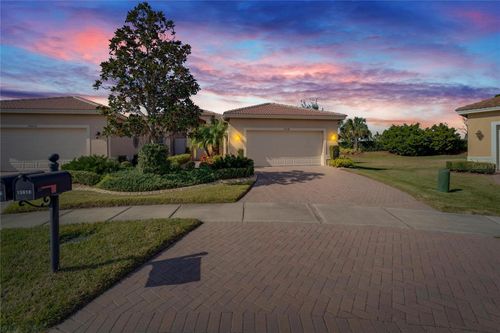 15618 Aurora Lake Circle, WIMAUMA, FL, 33598 | Card Image