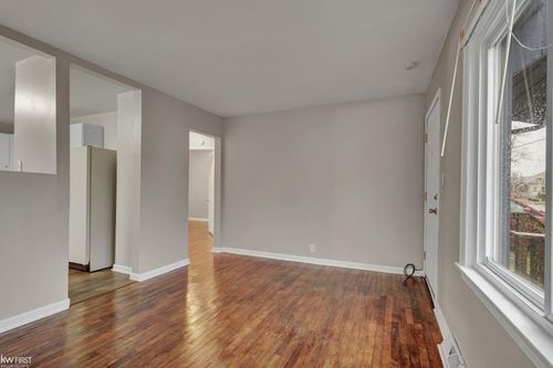 2068 E Boatfield Avenue, Burton, MI, 48529 | Card Image