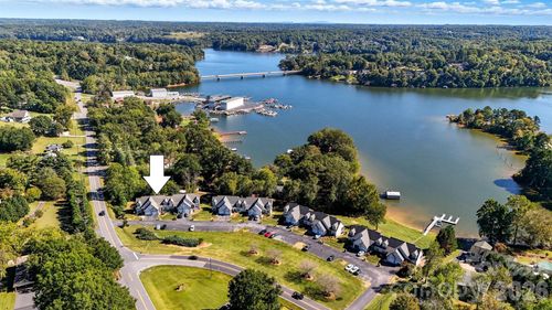 19 Heron Cove Loop, Hickory, NC, 28601-7843 | Card Image