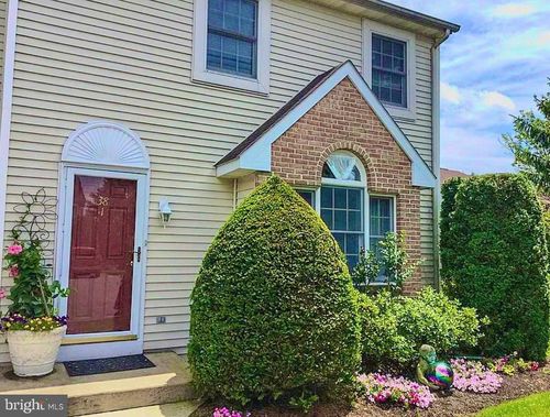 1-38 Cranberry Rdg, READING, PA, 19606 | Card Image