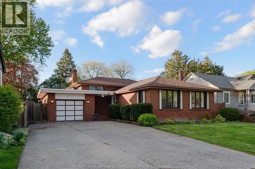 740 Kennedy Dr W, Windsor, ON, N9G1S9 | Card Image