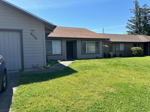 8284 Florintown Way, Sacramento, CA, 95828-3626 | Card Image