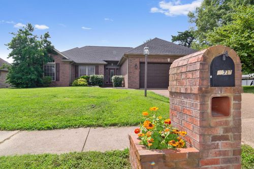 11738 Silverthorne Dr, Evansville, IN, 47725-8269 | Card Image