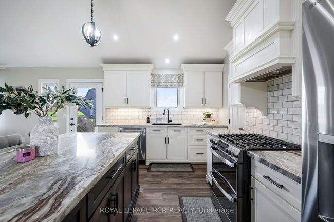 485201 30 Sideroad, House other with 5 bedrooms, 3 bathrooms and 14 parking in Amaranth ON | Image 14