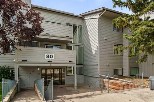 3302-80 Glamis Dr Sw, Calgary, AB, T3E6T7 | Card Image