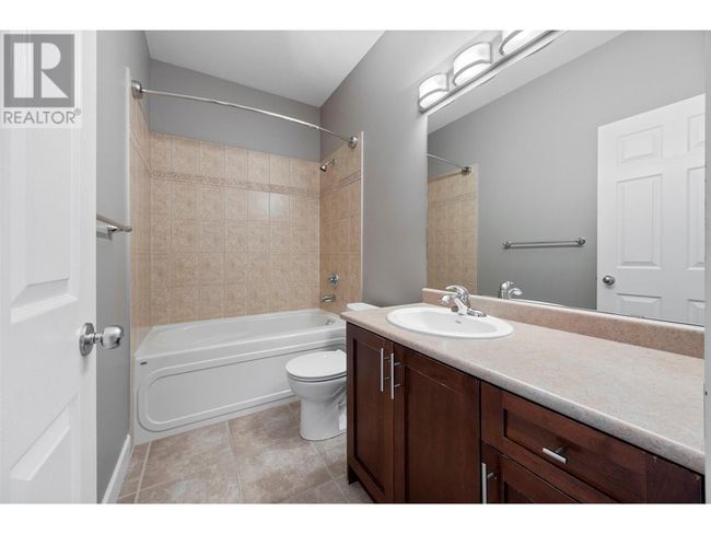 2039 Cornerstone Dr, House other with 4 bedrooms, 3 bathrooms and 2 parking in West Kelowna BC | Image 18