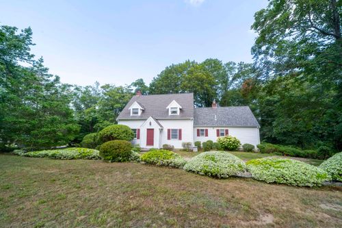 4 Ambleside Dr, Falmouth, MA, 02540-2139 | Card Image