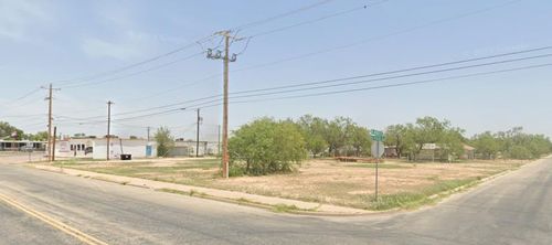 14-320 W Avenue O, San Angelo, TX, 76903-8445 | Card Image