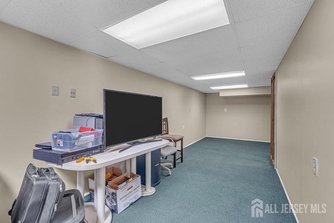 51 Sturbridge Dr, House other with 5 bedrooms, 4 bathrooms and null parking in Piscataway NJ | Image 49
