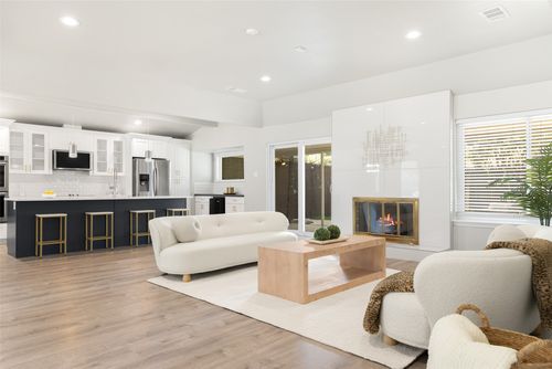 6350 Glennox Ln, Dallas, TX, 75214-2146 | Card Image