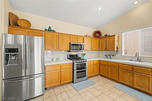 967 Cardelina Ln, Henderson, NV, 89052-3902 | Card Image