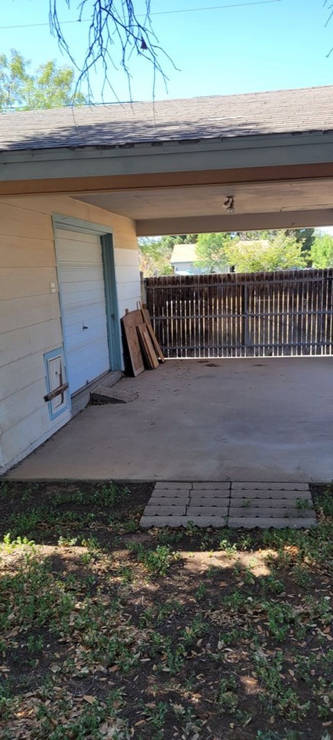 907 E 15 Th St, House other with 4 bedrooms, 2 bathrooms and 2 parking in Big Spring TX | Image 4