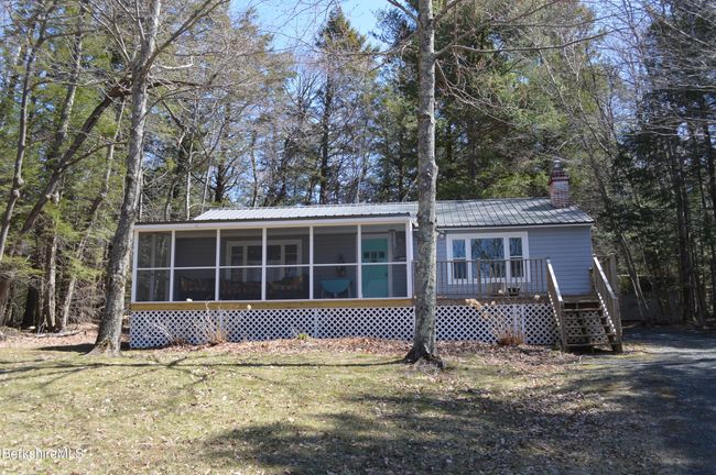 40 N Lake Way, House other with 2 bedrooms, 1 bathrooms and 3 parking in Becket MA | Image 32