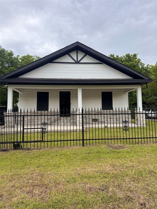 604 S Mckinney St, Ennis, TX, 75119-5808 | Card Image