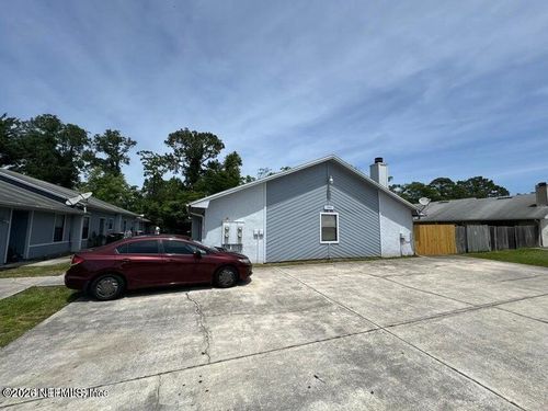 3-7623 Indian Lakes Dr, JACKSONVILLE, FL, 32210-9741 | Card Image