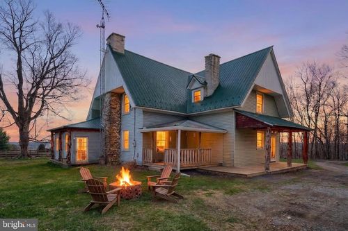 2060 Furnace Rd, Felton, PA, 17322-7848 | Card Image