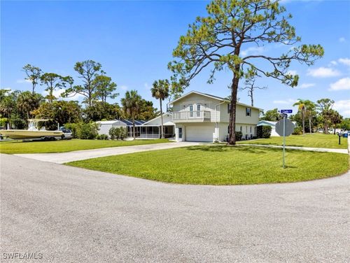 3704 Blue Heron Dr, Fort Myers, FL, 33908-4108 | Card Image