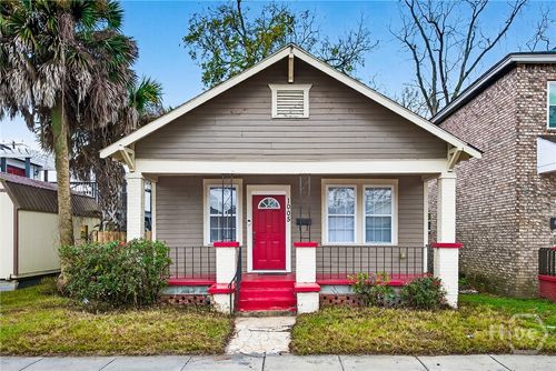 1005 W Victory Dr, savannah, GA, 31405-1731 | Card Image