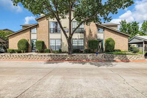b-332 W Harwood Rd, Hurst, TX, 76054-3079 | Card Image
